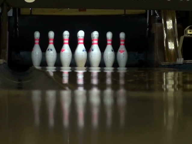 Bowling nine pins - NTSC