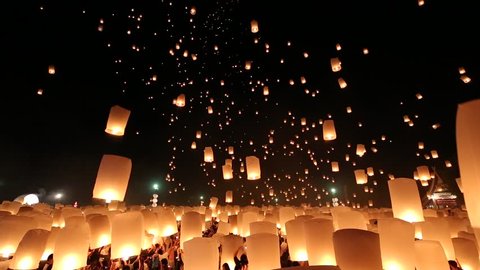 SANSAI, CHIANGMAI, THAILAND - OCT 25: Yee Peng Festival, Loy Krathong celebration with more than a thousand floating lanterns in Chiangmai, Thailand on October 25, 2014.