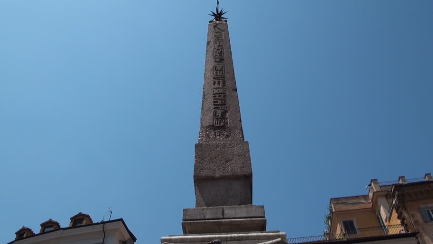 Plaza la Rotonda-Panteon de Agripa
