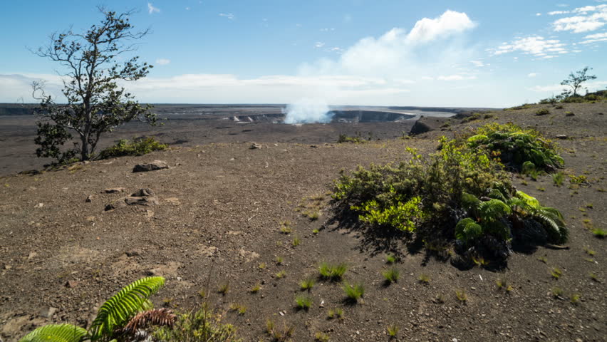 Halema'uma'u Crater in Hawaii Volcanoes National Park image - Free ...