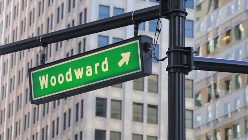 Woodward Ave Street sign 