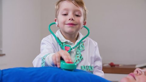 Игры уколы. Игры в профессию доктор. Игра в доктора для девочек. Как пользоваться видео доктор. Как пользоваться видео доктор.