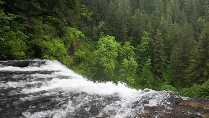 View from the top of Upper North Falls, Silver Falls State Park, Oregon. Includes high quality audio. 