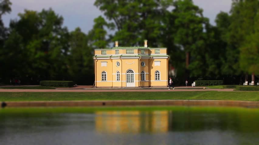 People walking along the lake shore in Park