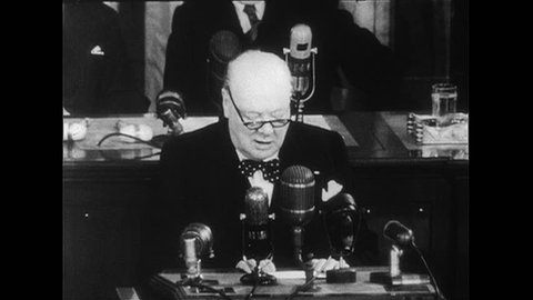WASHINGTON DC 1952 : Winston Churchill gives a speech advising members of the Congress to prevent the use of the atomic bomb.
