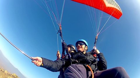 tandem parachute tracking shoot