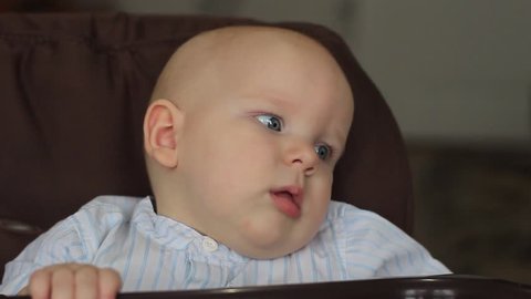 Asian Baby With Swollen Forehead Video De Stock 100 Libre De Droit Shutterstock