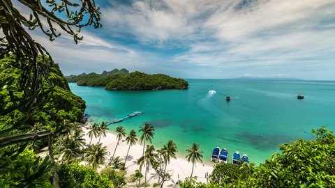 4K TimeLapse - 25 August 2014, Beach with boats. The islands in the bay National Angthong Marine Park, Thailand