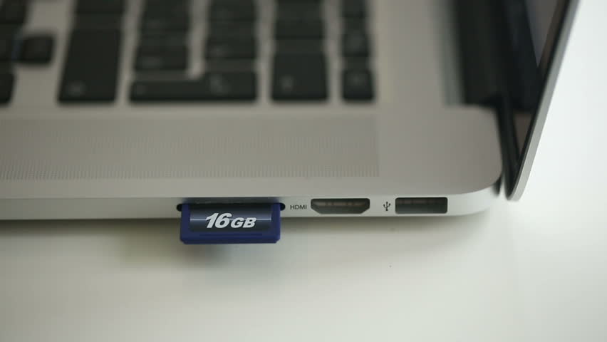 how to use sd adapter on laptop