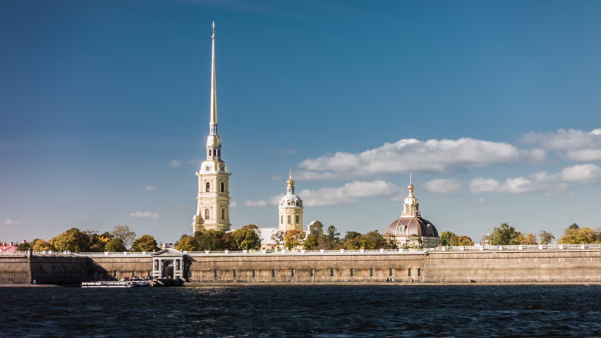 Петропавловский собор вид с Невы