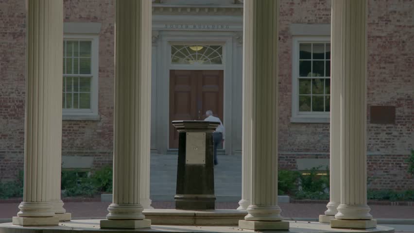 UNC University of Chapel Hill Old Well North Carolina