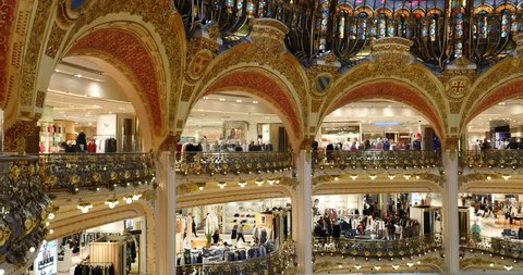 Paris France April 9 Stockvideos Filmmaterial 100 Lizenzfrei Shutterstock