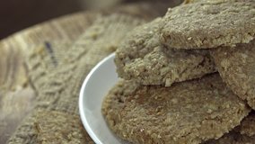 Rotating Oat Cookies (not loopable)