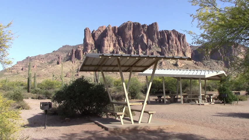 Picnic area in Lost Dutchman State Park, Arizona with the scenic Superstition Mountains in the background.