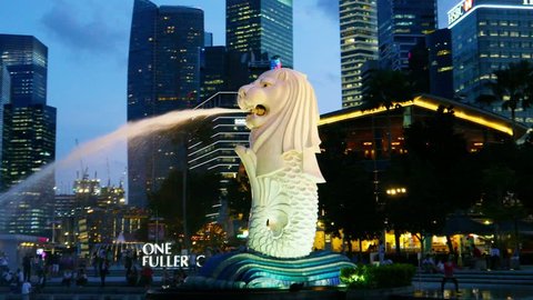 SINGAPORE - CIRCA APRIL 2015: Merlion fountain, symbol of Singapore, steadycam.
