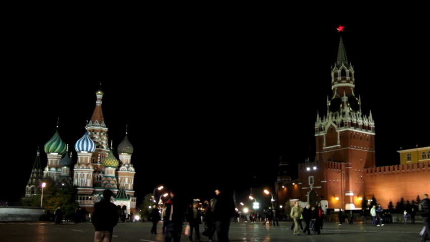 Kremlin and temple on Red square in Moscow - time-lapse 