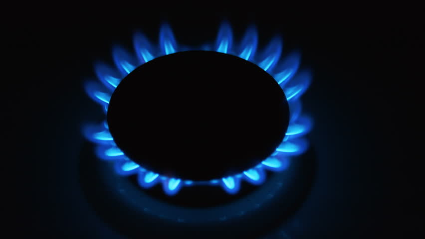 Почему газ не синий а оранжевый. Burn голубой. Burn синий. Gas Azul.